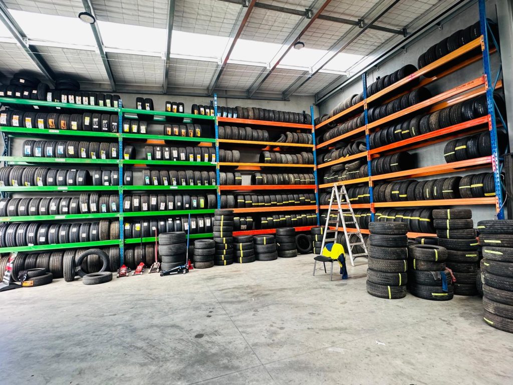 Hamilton-Tyres-New-Used-Tyres-Wheel-Alignment-Roadside-Assistance